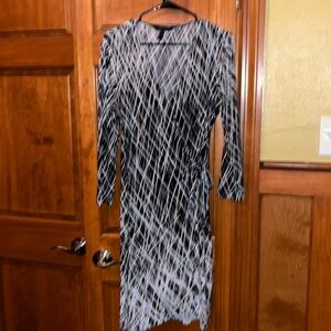 B/W wrap dress Large